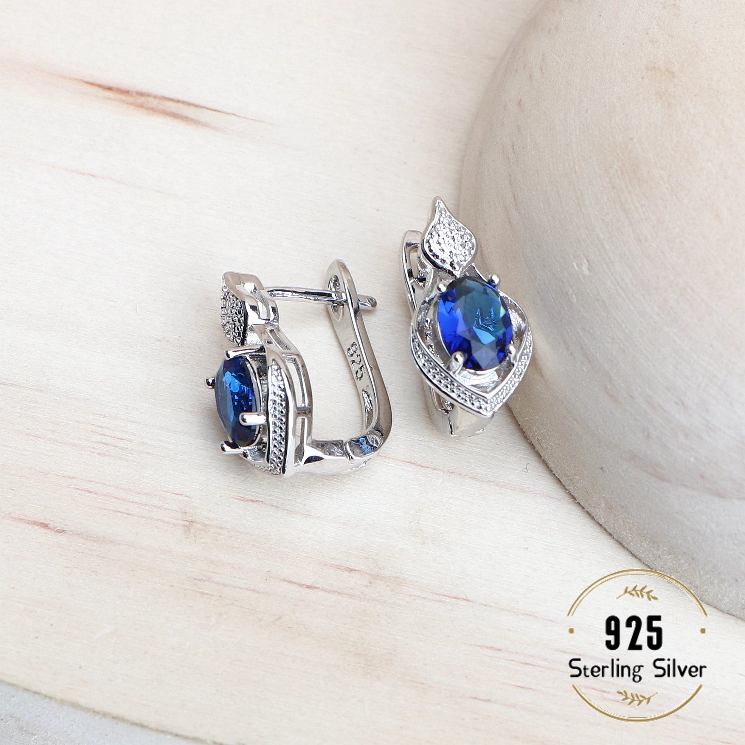 Blue Jewelry Pendant Set